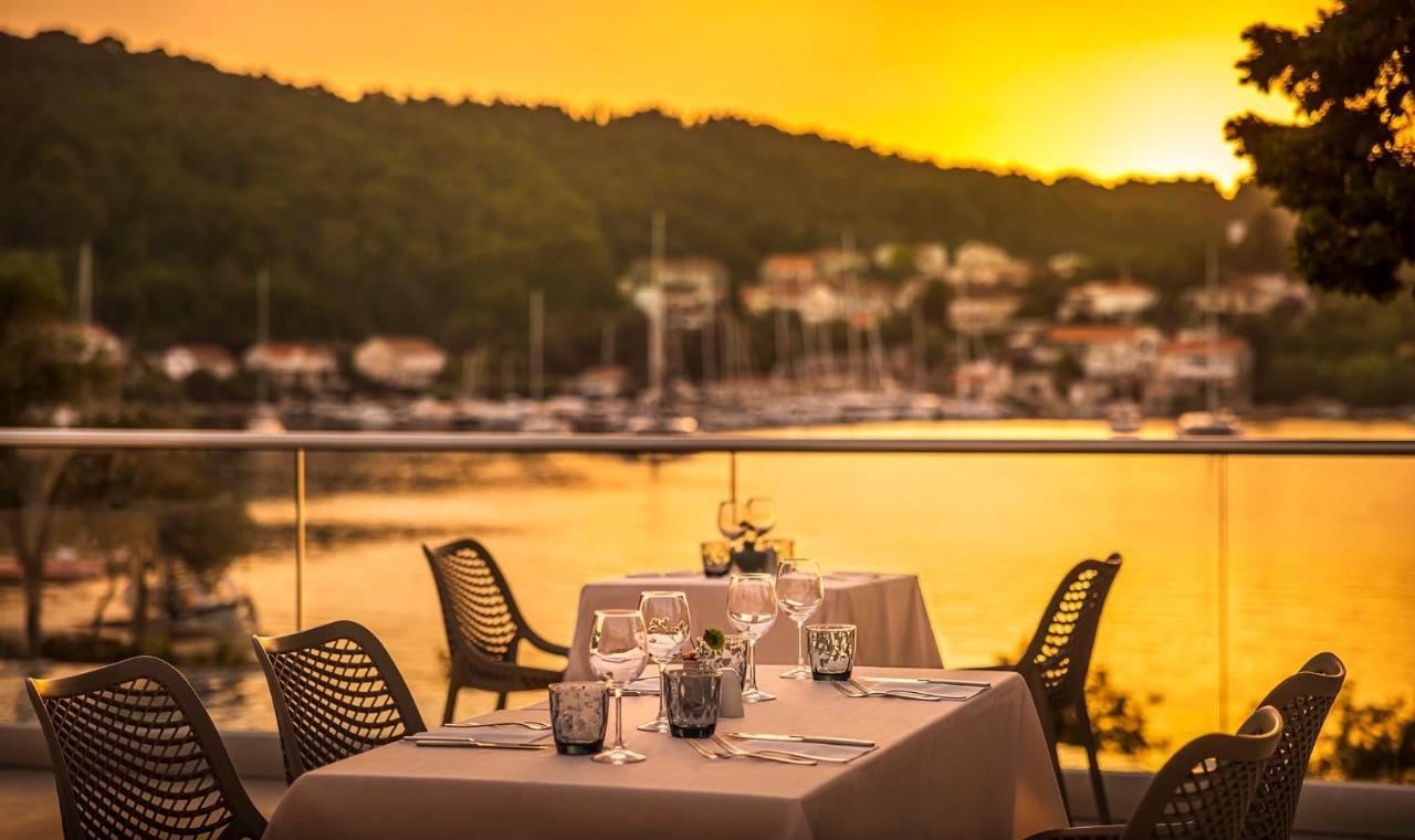 Aminess Vival Port9 Residence Korcula Town Exterior photo