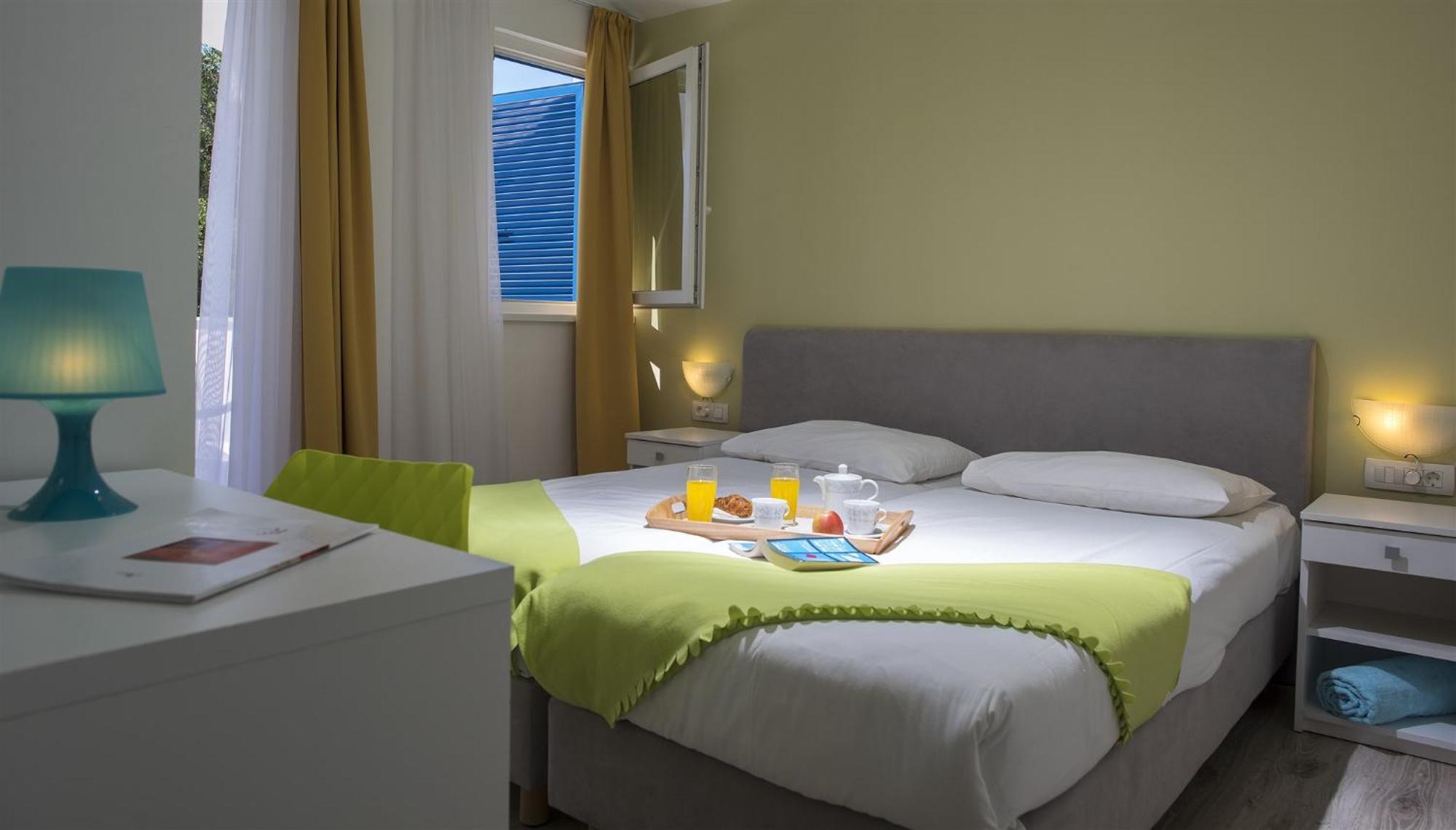 Aminess Vival Port9 Residence Korcula Town Room photo
